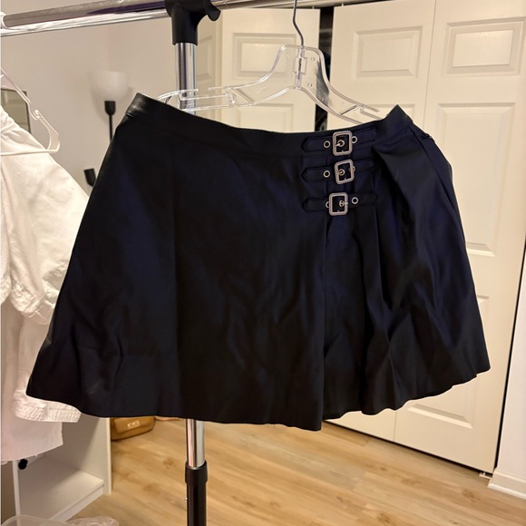 Superdown Black Women's Skirt with Buckle Detail - Picture 1 of 3